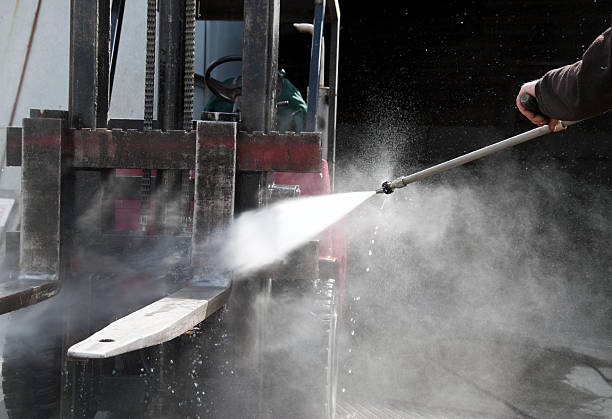 Playground Equipment Cleaning in Lorain, OH